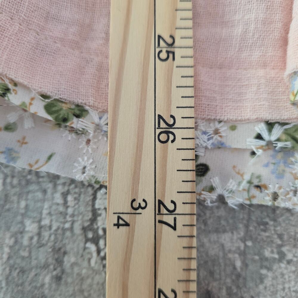 POL Whisperlace Garden Blouse in Tea Rose Blush Size Medium - Picture 8 of 10